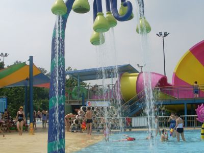 吊花噴水